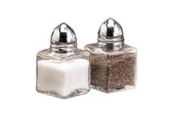 Salt & Pepper Set – Petite Cube